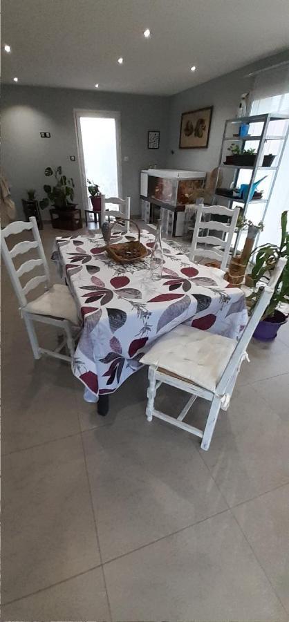 Chez Papy Bed & Breakfast Bellefontaine  ภายนอก รูปภาพ